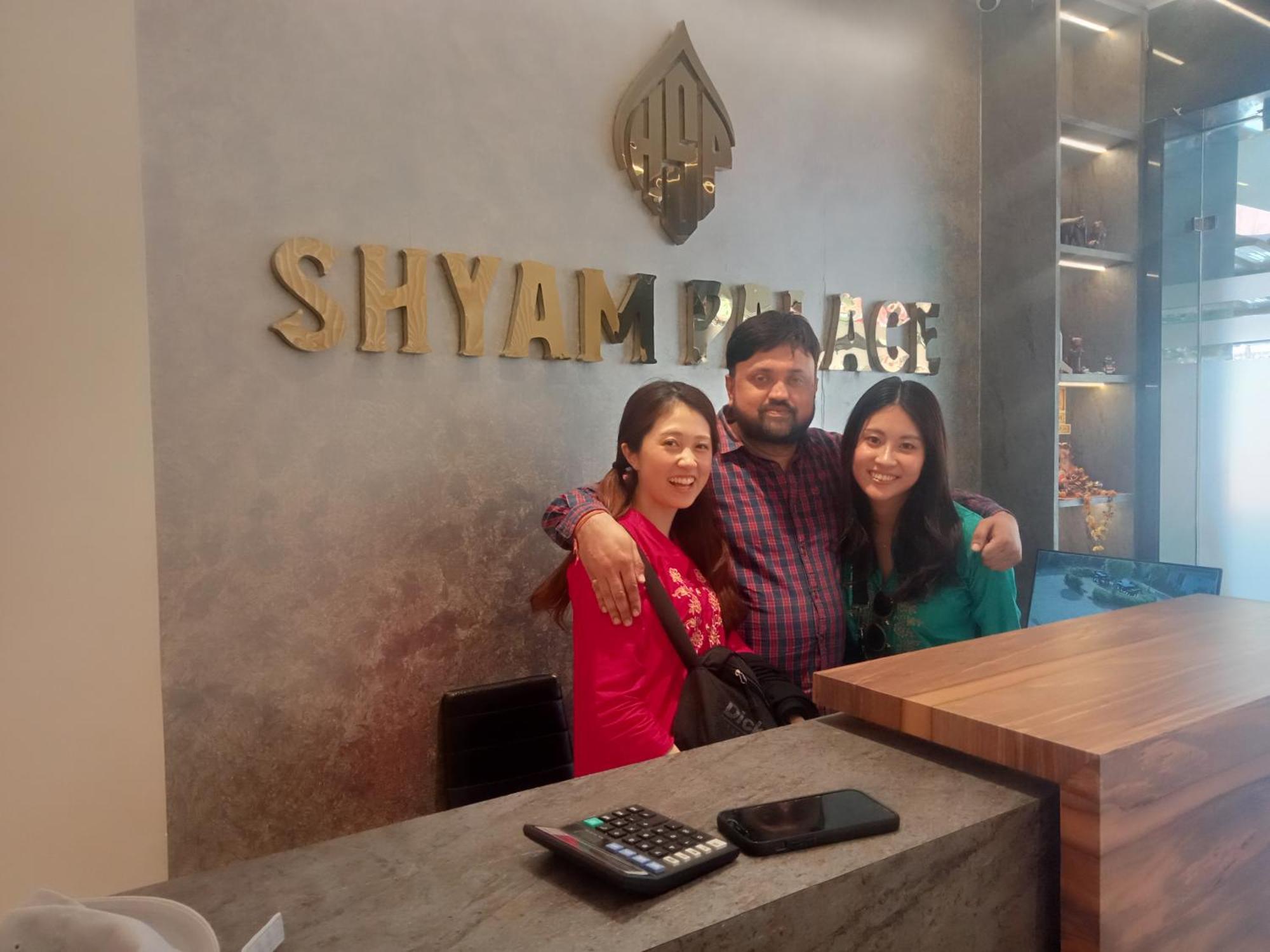 Hotel Shyam Palace India Agra 아그라 외부 사진
