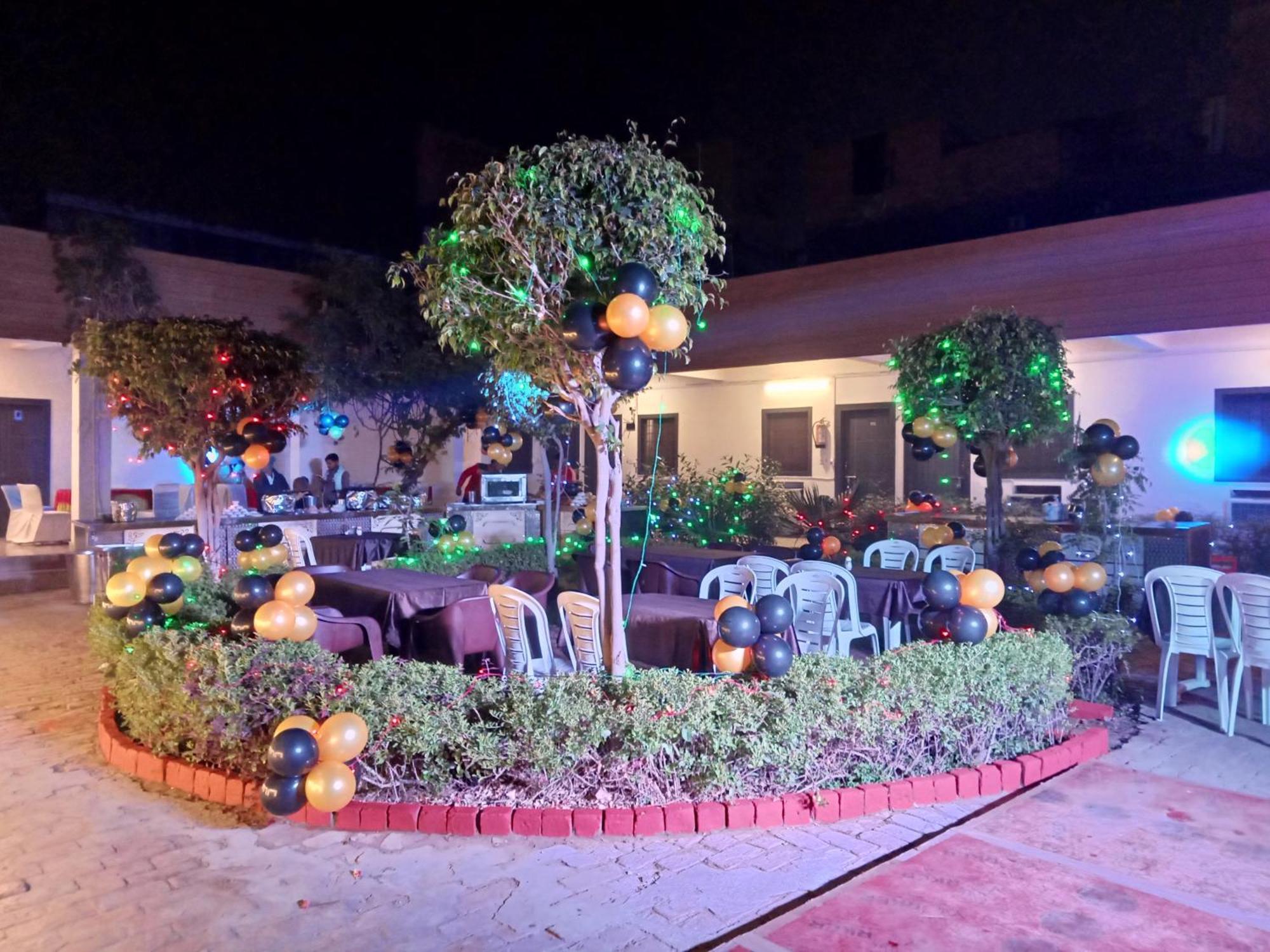 Hotel Shyam Palace India Agra 아그라 외부 사진